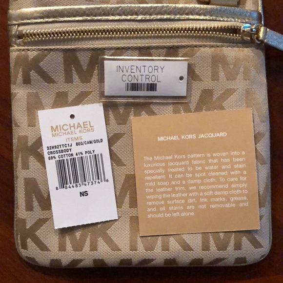 Michael Kors crossbody purse - Picture 3 of 4